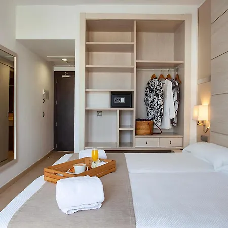 Hotel Puchet Ibiza 3*