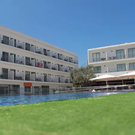 Puchet Hotel